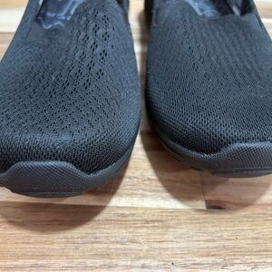 Women's Black Slip-On Shoes